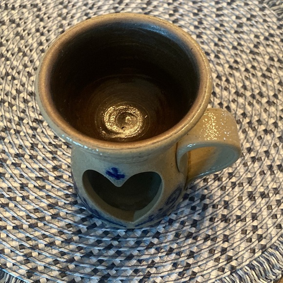 Vintage Handcrafted Ceramic Heart Wax Burner- Blue and Tan - Picture 3 of 4